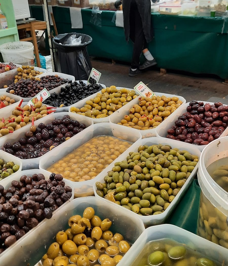 Marché Gisèle Halimi 1